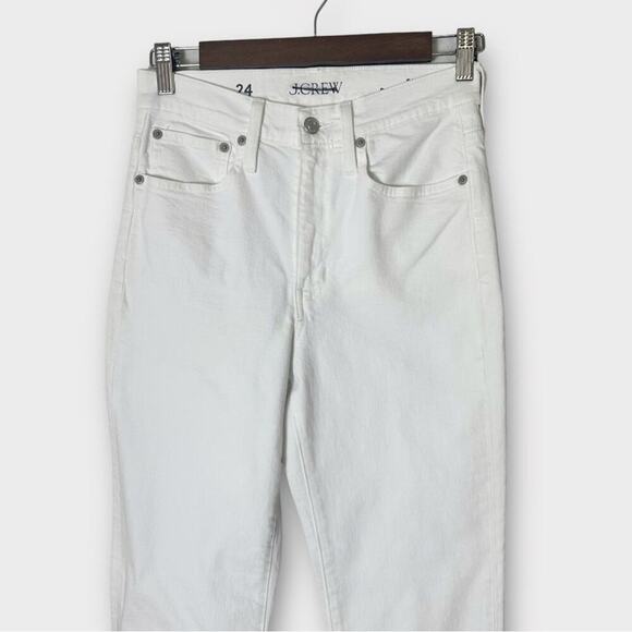 J. Crew Mid Rise Slim Boyfriend Jean in White Size 24 Waist BF533 New - Picture 8 of 11